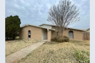 821 Stone Trail Drive, Plano, TX 75023 - Photo 2