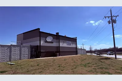 1203 S Railroad Street, Lewisville, TX 75057 - Photo 16