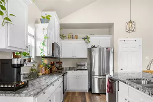 1406 Live Oak St, Sulphur Springs, TX 75482 - Photo 6