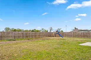 1406 Live Oak St, Sulphur Springs, TX 75482 - Photo 36