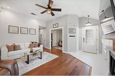 1453 Hampton Road, Grapevine, TX 76051 - Photo 4