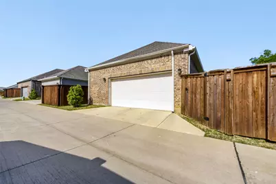 4772 Kings Garden Parkway, Arlington, TX 76005 - Photo 2