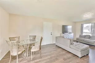 4712 Meadow Trail Dr, Dallas, TX 75236 - Photo 4