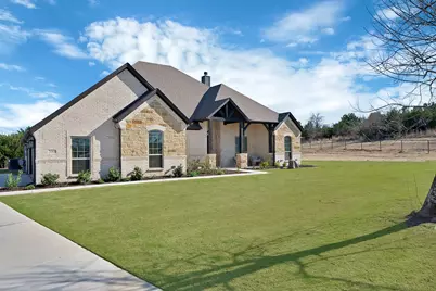 2008 Adams Overlook, Weatherford, TX 76088 - Photo 2
