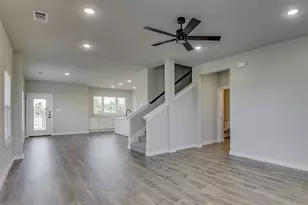 4240 Clovis Ct, Midlothian, TX 76065 - Photo 2