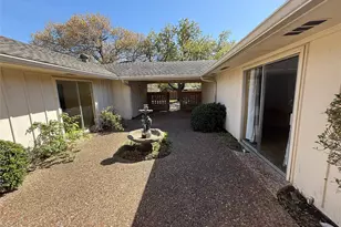 440 Fieldwood Dr, Richardson, TX 75081 - Photo 2