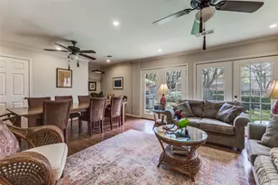 9936 Windlake Cir, Dallas, TX 75238 - Photo 14