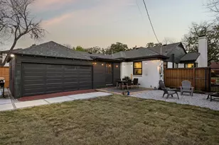 2155 Barberry Dr, Dallas, TX 75211 - Photo 24