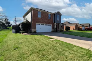 121 Sunset Ln, Whitewright, TX 75491 - Photo 2