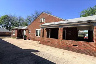 811 S Tyler St, Dallas, TX 75208 - Photo 2