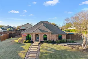1385 Shores Cir, Rockwall, TX 75087 - Photo 1