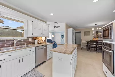 1385 Shores Circle, Rockwall, TX 75087 - Photo 10