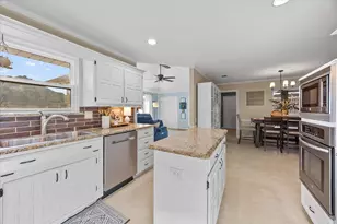 1385 Shores Cir, Rockwall, TX 75087 - Photo 10