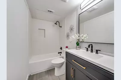 2264 Colony Court, Dallas, TX 75235 - Photo 12