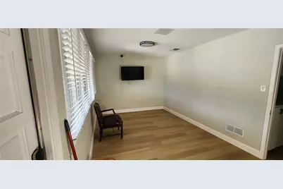 1050 N Belt Line Road #103, Mesquite, TX 75149 - Photo 4