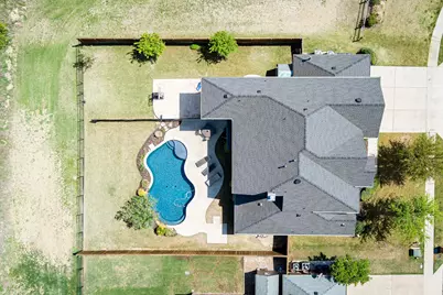 2281 Hideaway Pointe Drive, Little Elm, TX 75068 - Photo 4