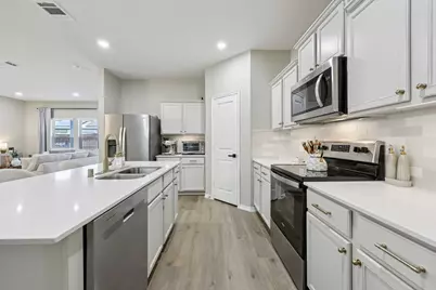 13117 N Haven Way, Providence Village, TX 76227 - Photo 10