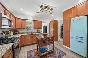 728 N Winnetka Ave, Dallas, TX 75208 - Photo 12