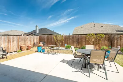 1417 Saint Johns Drive, Van Alstyne, TX 75495 - Photo 10