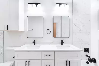 219 W Beachwood Loop, Trinidad, TX 75163 - Photo 4