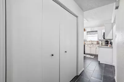 512 Oak Ridge Court, Crowley, TX 76036 - Photo 20