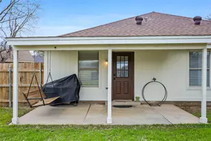 512 Oak Ridge Ct, Crowley, TX 76036 - Photo 24