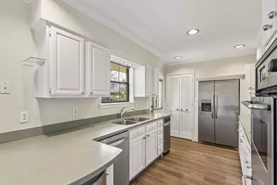 521 Huntingdon Court, Irving, TX 75061 - Photo 6