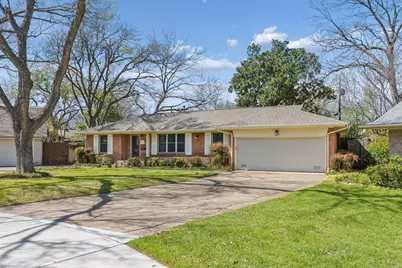 521 Huntingdon Court, Irving, TX 75061 - Photo 2