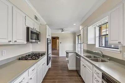 521 Huntingdon Court, Irving, TX 75061 - Photo 8