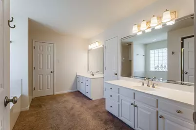 9006 N Longwood Drive, Granbury, TX 76049 - Photo 16