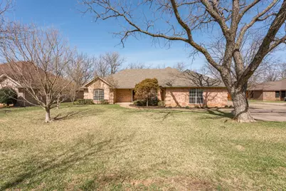 9006 N Longwood Drive, Granbury, TX 76049 - Photo 34