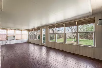 9006 N Longwood Drive, Granbury, TX 76049 - Photo 20