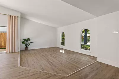 8617 Baumgarten Drive, Dallas, TX 75228 - Photo 8