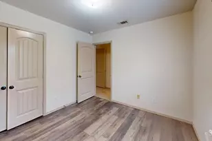 2331 N Elm St, Denton, TX 76201 - Photo 12