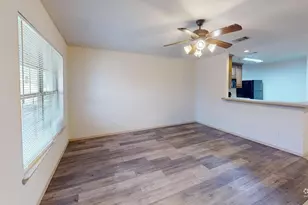 2331 N Elm St, Denton, TX 76201 - Photo 8