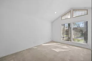 1800 High Vista Ct, Fort Worth, TX 76112 - Photo 16