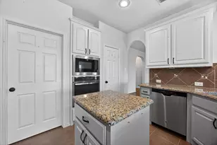 15812 Carlton Oaks Dr, Fort Worth, TX 76177 - Photo 14