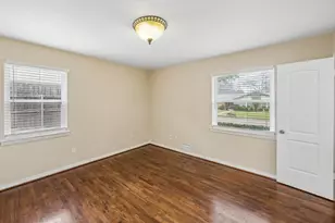 9007 Sweetwater Dr, Dallas, TX 75228 - Photo 18