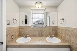 9007 Sweetwater Dr, Dallas, TX 75228 - Photo 20