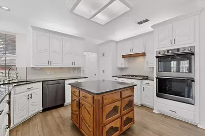 1405 Briar Drive, Bedford, TX 76022 - Photo 12