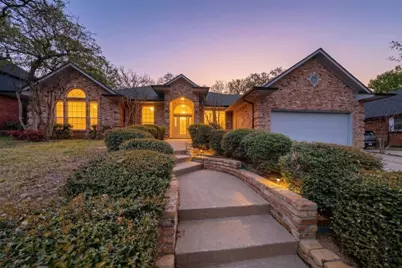 1405 Briar Drive, Bedford, TX 76022 - Photo 2