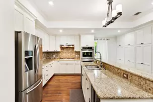 9902 Galway Dr, Dallas, TX 75218 - Photo 6