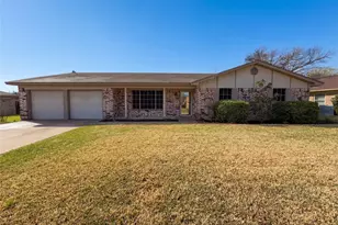 6286 Shirley Dr, North Richland Hills, TX 76180 - Photo 1