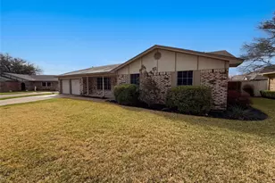 6286 Shirley Dr, North Richland Hills, TX 76180 - Photo 6