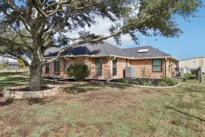 261 Meadowpark, McLendon Chisholm, TX 75032 - Photo 2
