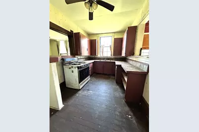 610 South Street, Blossom, TX 75416 - Photo 10