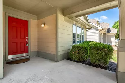 9721 Meadow Rue Drive, McKinney, TX 75072 - Photo 4