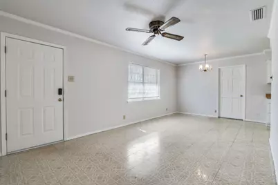 1229 Greenbrier Drive, Mesquite, TX 75149 - Photo 4