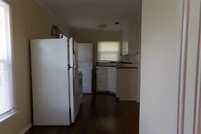 2007 Tremont Avenue #C, Fort Worth, TX 76107 - Photo 8