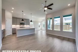 16525 Boston Ivy Dr, Fort Worth, TX 76247 - Photo 4